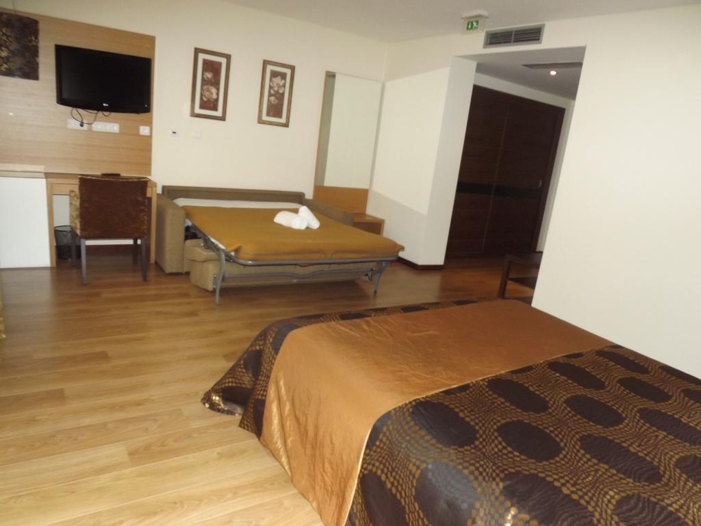 Hotel Do Vale Aguiar da Beira Kültér fotó
