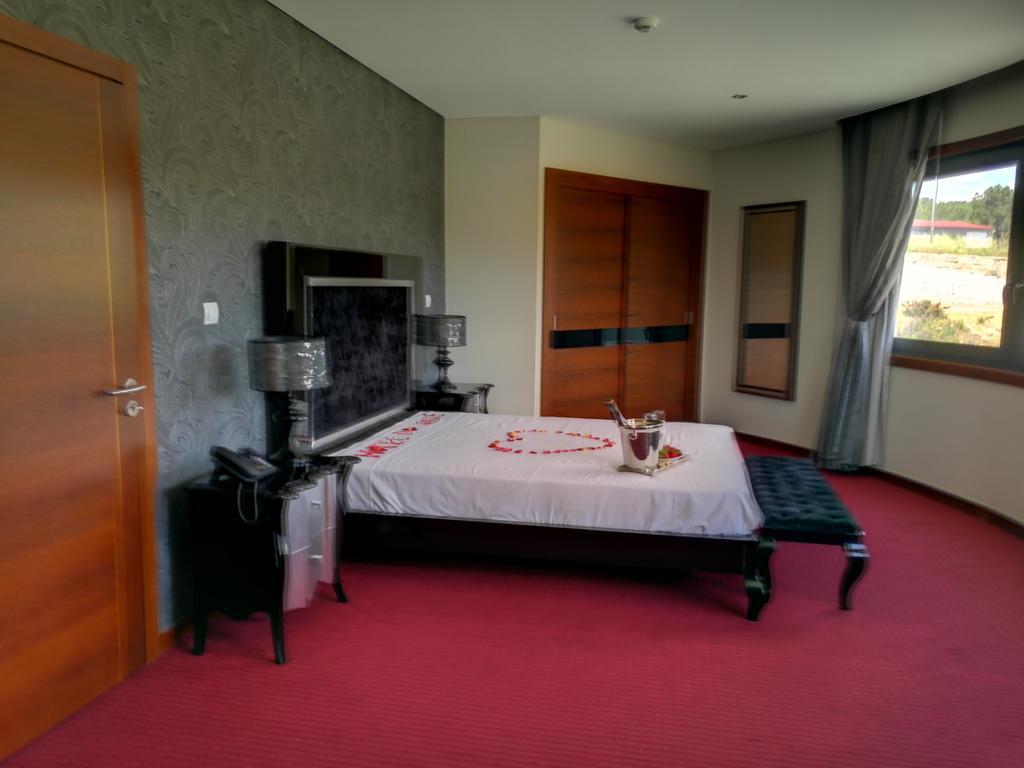 Hotel Do Vale Aguiar da Beira Kültér fotó